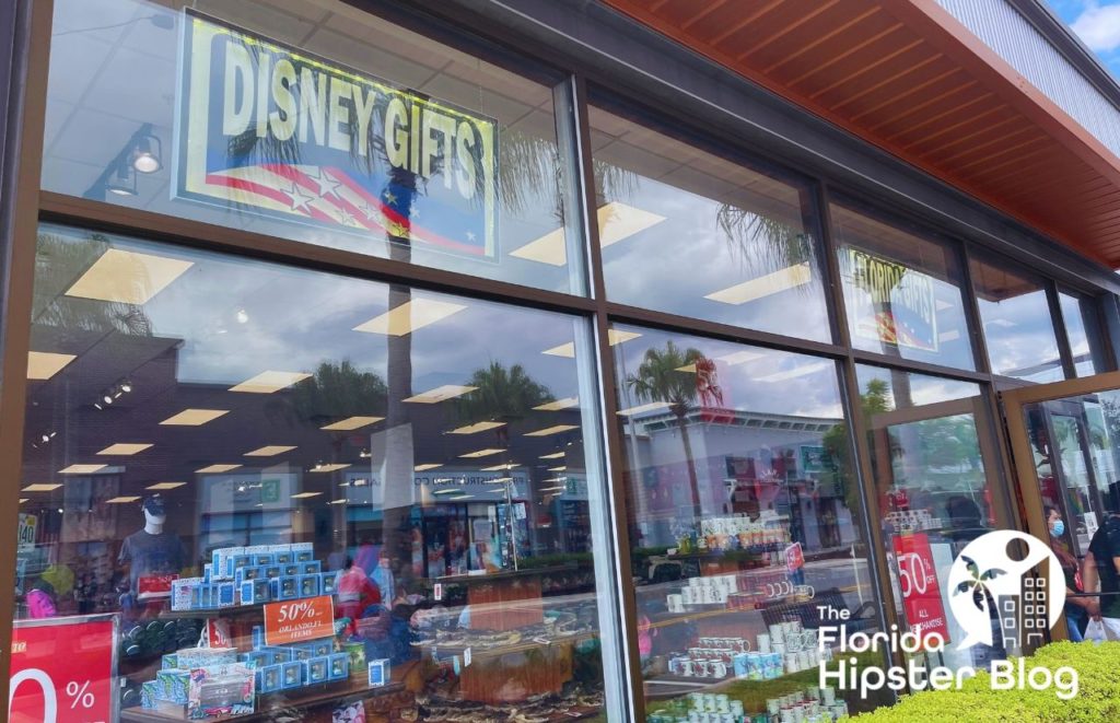 Florida Gift Shop in Kissimmee. Keep reading to get the best souvenirs from Florida.