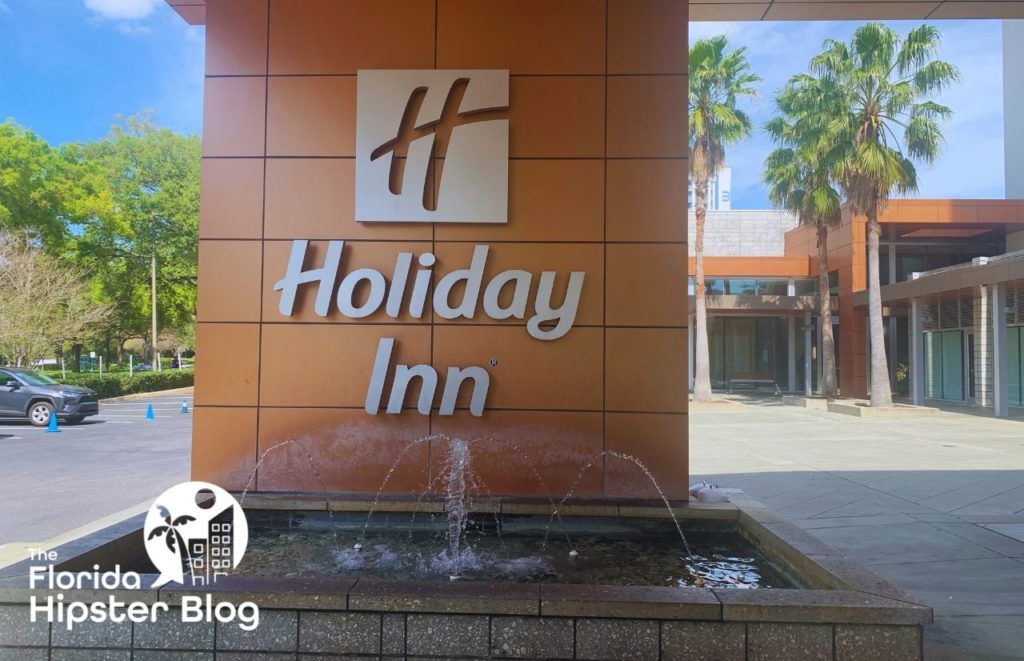 Holiday Inn Disney Springs Entrance. One of the best hotels near Disney World. Keep reading to find out all you need to know about this Orlando hotel near Disney World, Holiday Inn Disney Springs. 