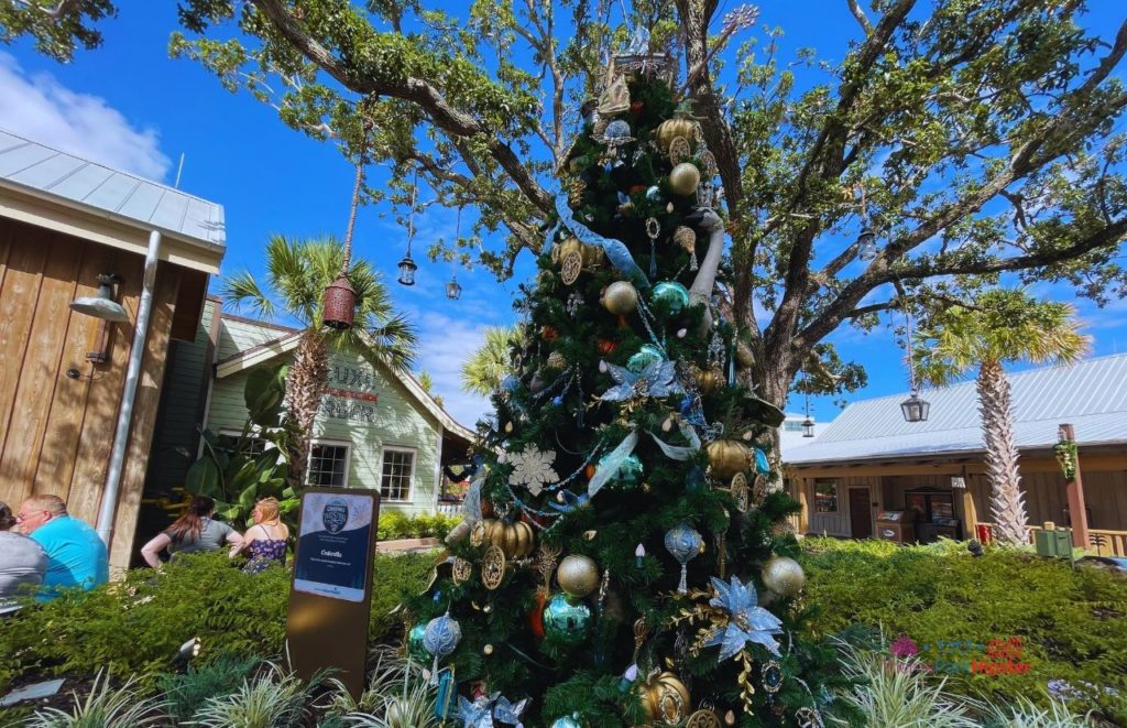 Cinderella-Christmas-Tree-Disney-Springs-Christmas-Tree-Trail