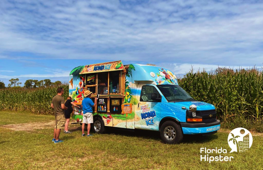 Food Truck and Corn Maze Field at Great Scott Farms Fall Festival in Mount Dora, Florida. Keep reading to find out all you need to know about the best pumpkin patches in Florida. 