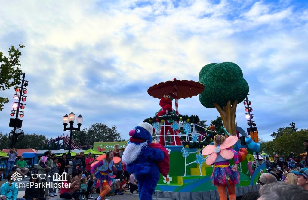 SeaWorld Orlando Resort Christmas Celebration Sesame Street Land Christmas Parade. Keep reading to learn more about SeaWorld Orlando Sesame Street Land.